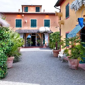 Fattoria Santa Lucia Borgo Cantina Bed & Breakfast San Gervasio