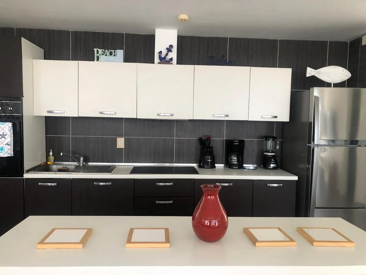 Vista Mare Spectacular Ocean View Top Floor 1-Bedroom Condo, Samana Aparthotel